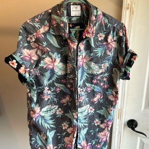 Denim & Flower Hawaiian Print short sleeve shirt.